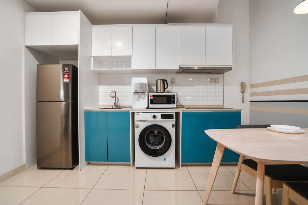 Sleek 3br Near Trx By Rumabnb Pangsapuri *